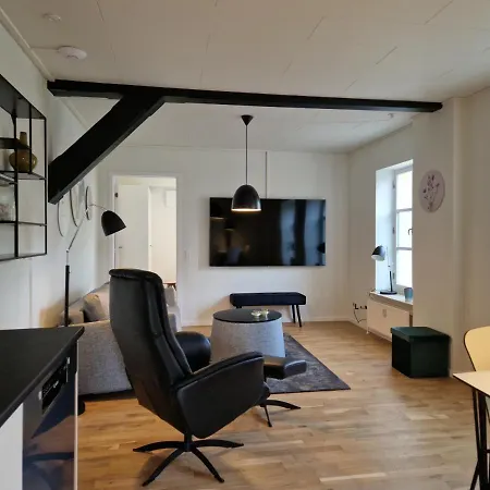 Guesthouse Apartahotel 3*